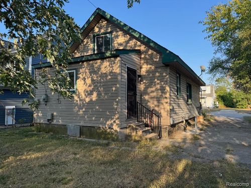 21395 Westview Ave, Ferndale, MI, 48220-2267 | Card Image