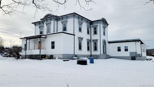 1 Mills Pl, Milton, NY, 12547-5256 | Card Image