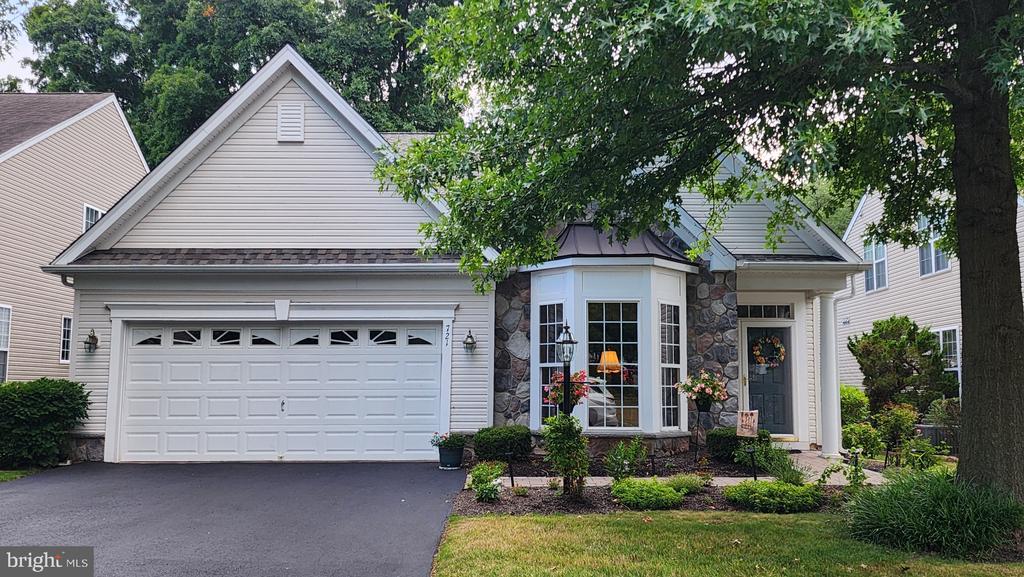 Village Ave, Collegeville, PA 19426