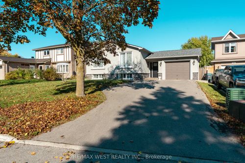 183 Ridge Rd, Bolton, ON, L7E4V8 | Card Image