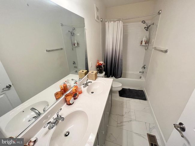 10407 Ratcliffe Trl, Townhouse with 3 bedrooms, 3 bathrooms and null parking in MANASSAS VA | Image 26