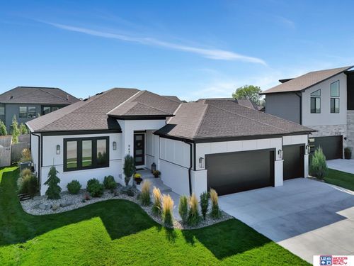 9631 Toma Rd, Lincoln, NE, 68526-6142 | Card Image