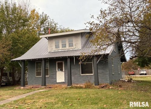 341 S Wilson St, Mendon, IL, 62351-1231 | Card Image