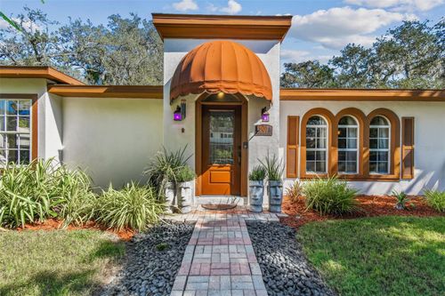 207 Willowick Ave, TEMPLE TERRACE, FL, 33617-4840 | Card Image