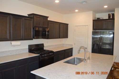 2376 Urdaneta Way, Merced, CA, 95340-5338 | Card Image