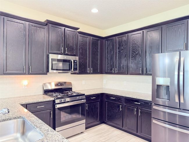 Kitchen | Image 12