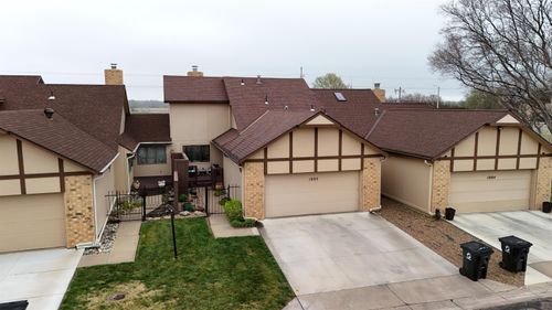 1005 Burr Oak Ln, Salina, KS, 67401-7785 | Card Image