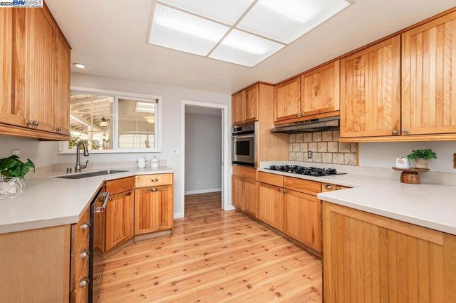 285 Edythe St, House other with 3 bedrooms, 2 bathrooms and 2 parking in Livermore CA | Image 14