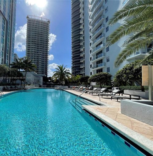 apt-1007-1060 Brickell Ave, Miami, FL, 33131-3917 | Card Image