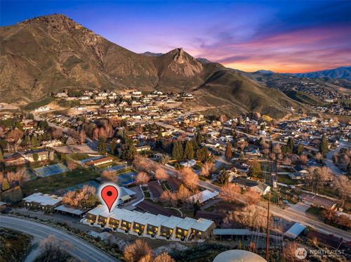 apt-23-1818 Skyline Dr, Wenatchee, WA, 98801-7333 | Card Image