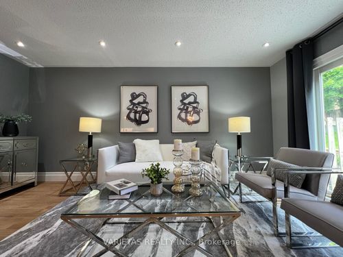 17 Old Wellington St, Markham, ON, L3P5E3 | Card Image