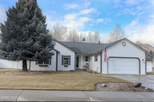 30 Summer Meadow St, Gypsum, CO, 81637-5273 | Card Image
