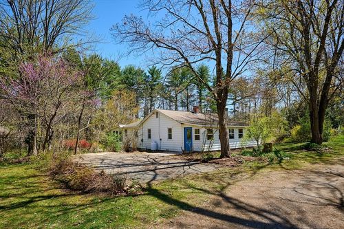 7 Pine Valley Rd, Northampton, MA, 01062-3660 | Card Image