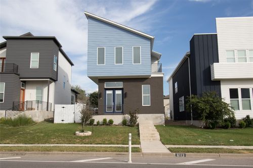 6113 Sendero Hills Pkwy, Austin, TX, 78724-6141 | Card Image