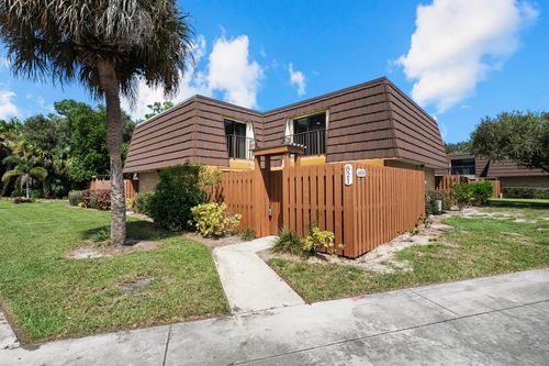 821-6051 Se Riverboat Dr, Stuart, FL, 34997-1521 | Card Image