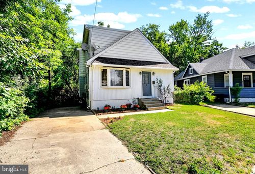 1 Page Ave, BARRINGTON, NJ, 08007-1123 | Card Image