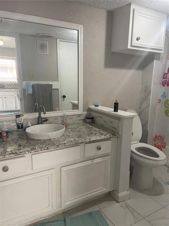 APT-45C - 12400 Overbrook Ln, Townhouse with 1 bedrooms, 1 bathrooms and null parking in Houston TX | Image 15