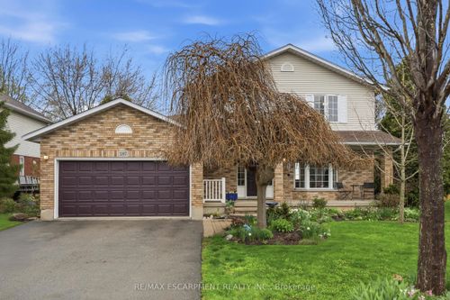 187 Alderlea Avenue, Hamilton, ON, L0R1W0 | Card Image