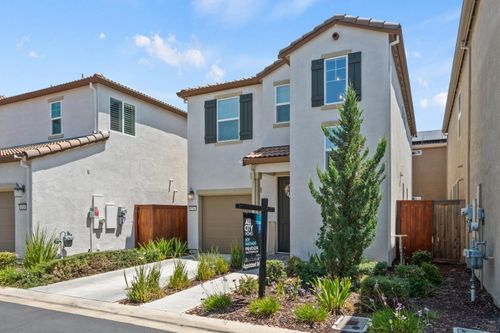 4716 Ocean Ln, Elk Grove, CA, 95757-2546 | Card Image