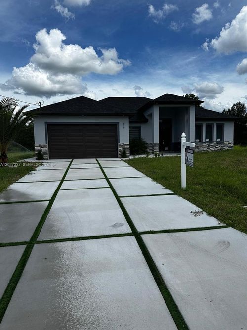 616 Maple Ave N, Lehigh Acres, FL, 33972 | Card Image