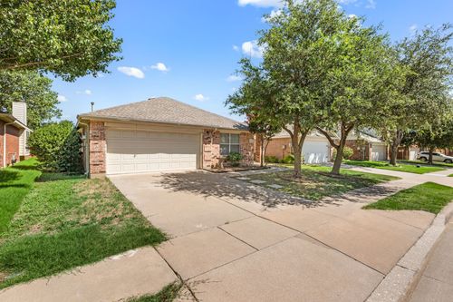 12133 Tacoma Ridge Dr, Fort Worth, TX, 76244-5542 | Card Image
