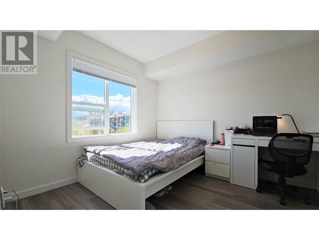 301 - 775 Academy Way, Condo with 3 bedrooms, 3 bathrooms and 1 parking in Kelowna BC | Image 19