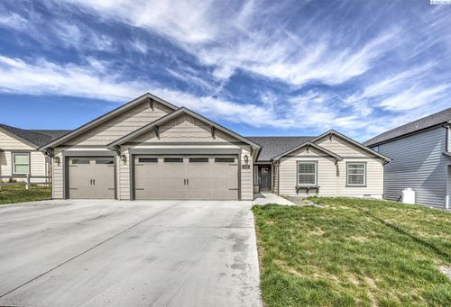 1419 Sw Kelandren Dr, Prosser, WA, 99350-4906 | Card Image