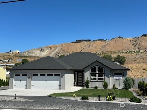 2605 Rock Island Rd, East Wenatchee, WA, 98802-5841 | Card Image