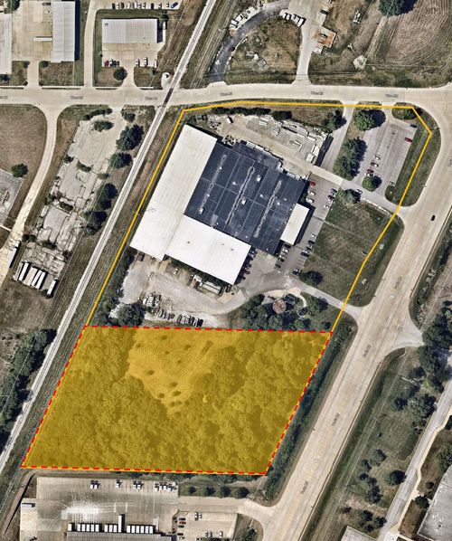 5601 Paris Rd, Columbia, MO, 65202 | Card Image