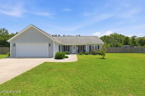 85 Plantation Oaks Dr, New Bern, NC, 28560-7291 | Card Image