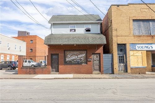63 S Gallatin Ave, Uniontown, PA, 15401-3540 | Card Image