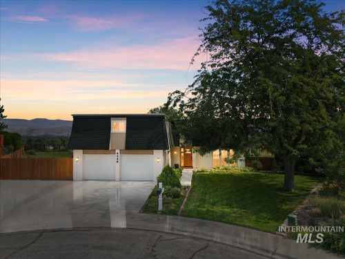 9420 W Chadwick Dr, Boise, ID, 83704-2217 | Card Image