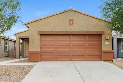 10695 W Dickerson Drive, Marana, AZ, 85653 | Card Image