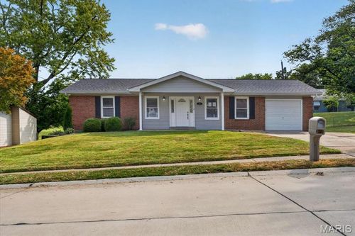 3404 Taylor Ave, Bridgeton, MO, 63044-3055 | Card Image