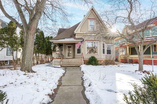 712 E Main St, REEDSBURG, WI, 53959-2020 | Card Image