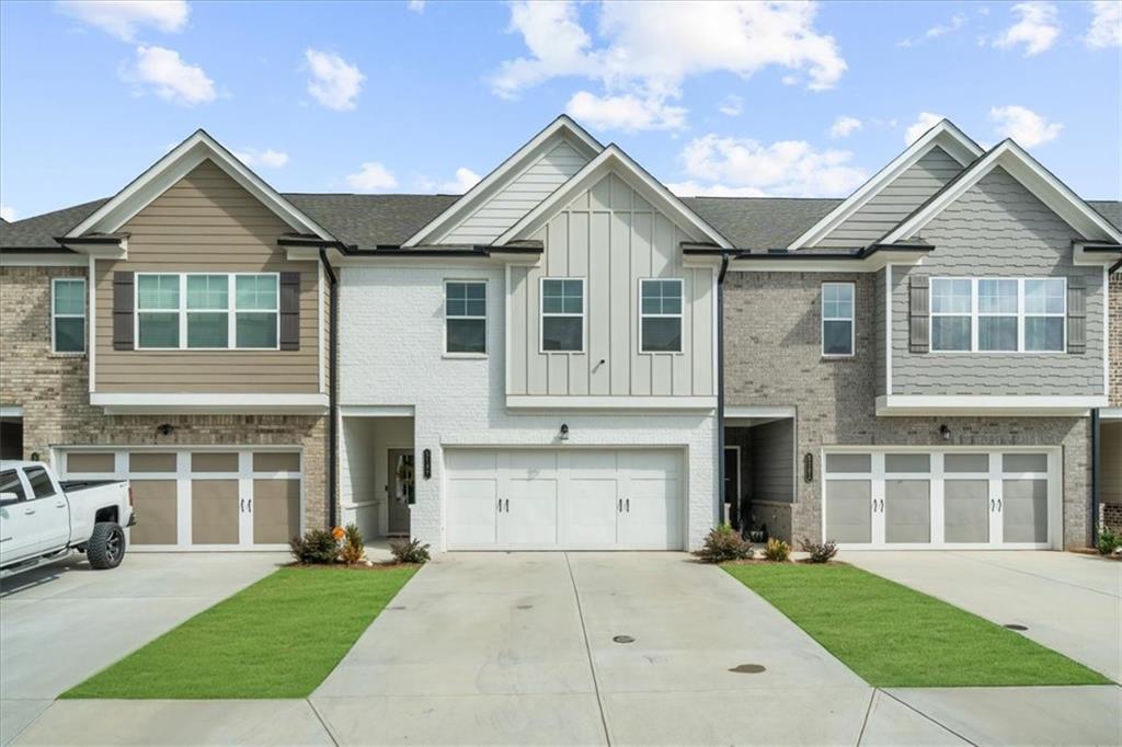 Fox Den Rd, Oakwood, GA 30566