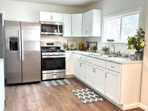 1902 Newberry St, Saginaw, MI, 48602-2740 | Card Image