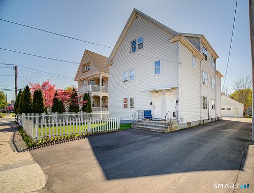 1052 Dixwell Avenue, Hamden, CT, 06514 | Card Image