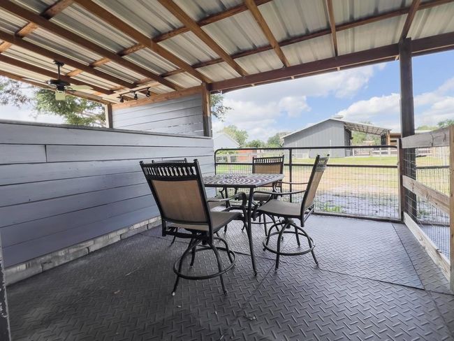812 Jameson Rd, House other with 3 bedrooms, 2 bathrooms and null parking in Lithia FL | Image 35