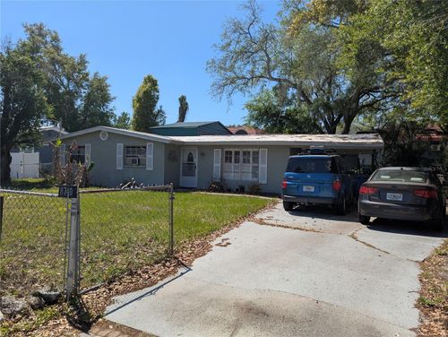 8740 N Tangerine Place, TAMPA, FL, 33617 | Card Image