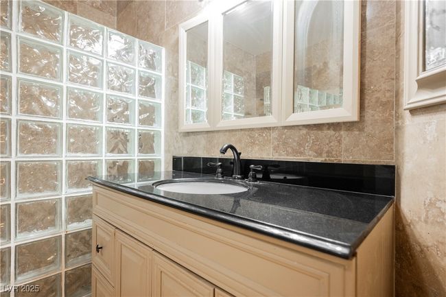 4322 - 2050 W Warm Springs Rd, Condo with 2 bedrooms, 2 bathrooms and null parking in Henderson NV | Image 25
