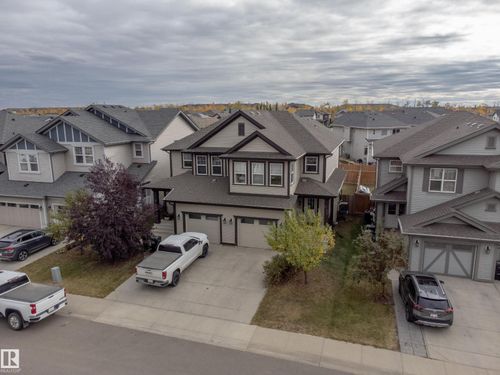 6129 176 Ave Nw, Edmonton, AB, T5Y3P1 | Card Image