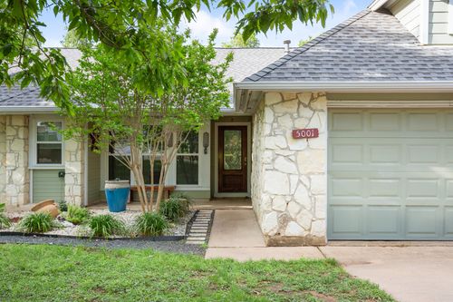 5001 Ganymede Dr, Austin, TX, 78727-5119 | Card Image