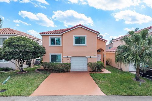 1054 Se 6th Ave, Dania Beach, FL, 33004-5413 | Card Image