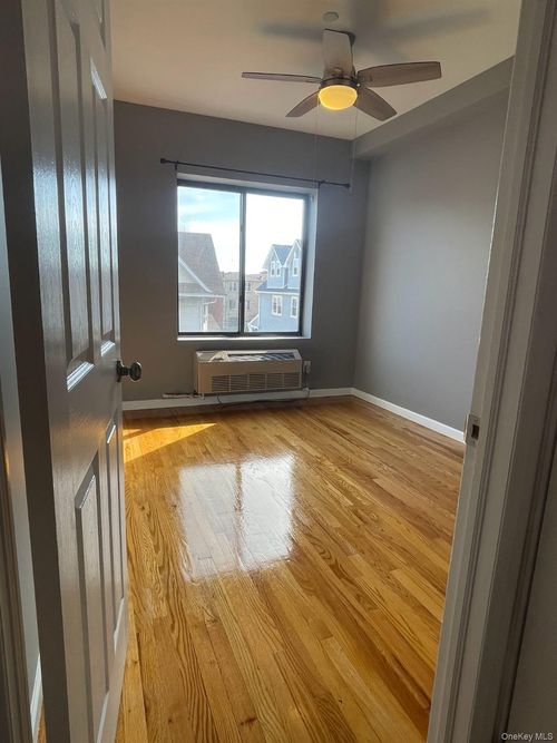 c-175 89th Ave, Jamaica, NY, 11432 | Card Image