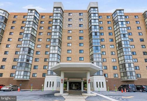 5-128-3330 N Leisure World Blvd, SILVER SPRING, MD, 20906-5622 | Card Image