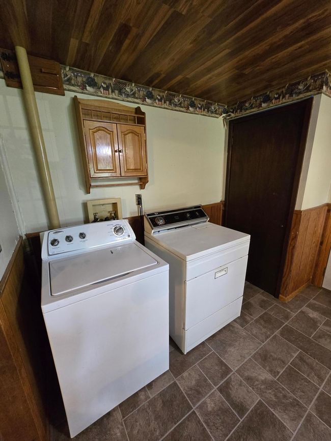 25 Morgan St, House other with 3 bedrooms, 3 bathrooms and null parking in Tracy MN | Image 13