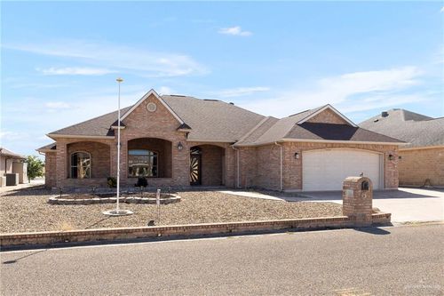 2112 Hole In One Dr, Mission, TX, 78572-4621 | Card Image