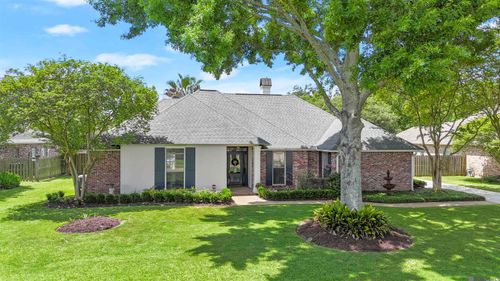 15457 Therese Ct, Prairieville, LA, 70769-4391 | Card Image