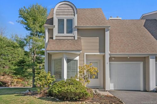 1 Spring Pond Dr, Ossining, NY, 10562-2024 | Card Image